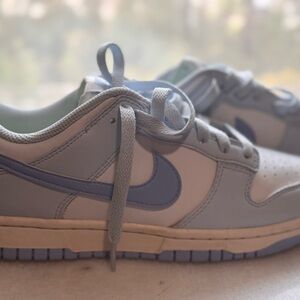 Like new, Powder Blue Jordans